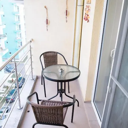 דירה Apartament Summerland, 3 Camere, 100m2