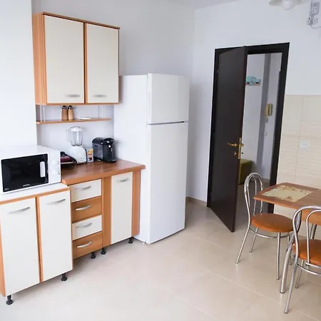 דירה Apartament Summerland, 3 Camere, 100m2 *