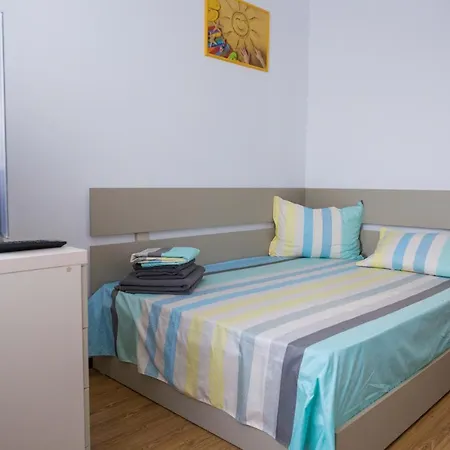 דירה Apartament Summerland, 3 Camere, 100m2 מאמאיה